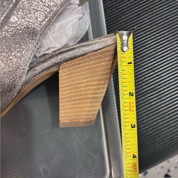 Paul Green Cayenne leather peel tie sandal in Smoke metallic leather 3.5… - Picture 7 of 8